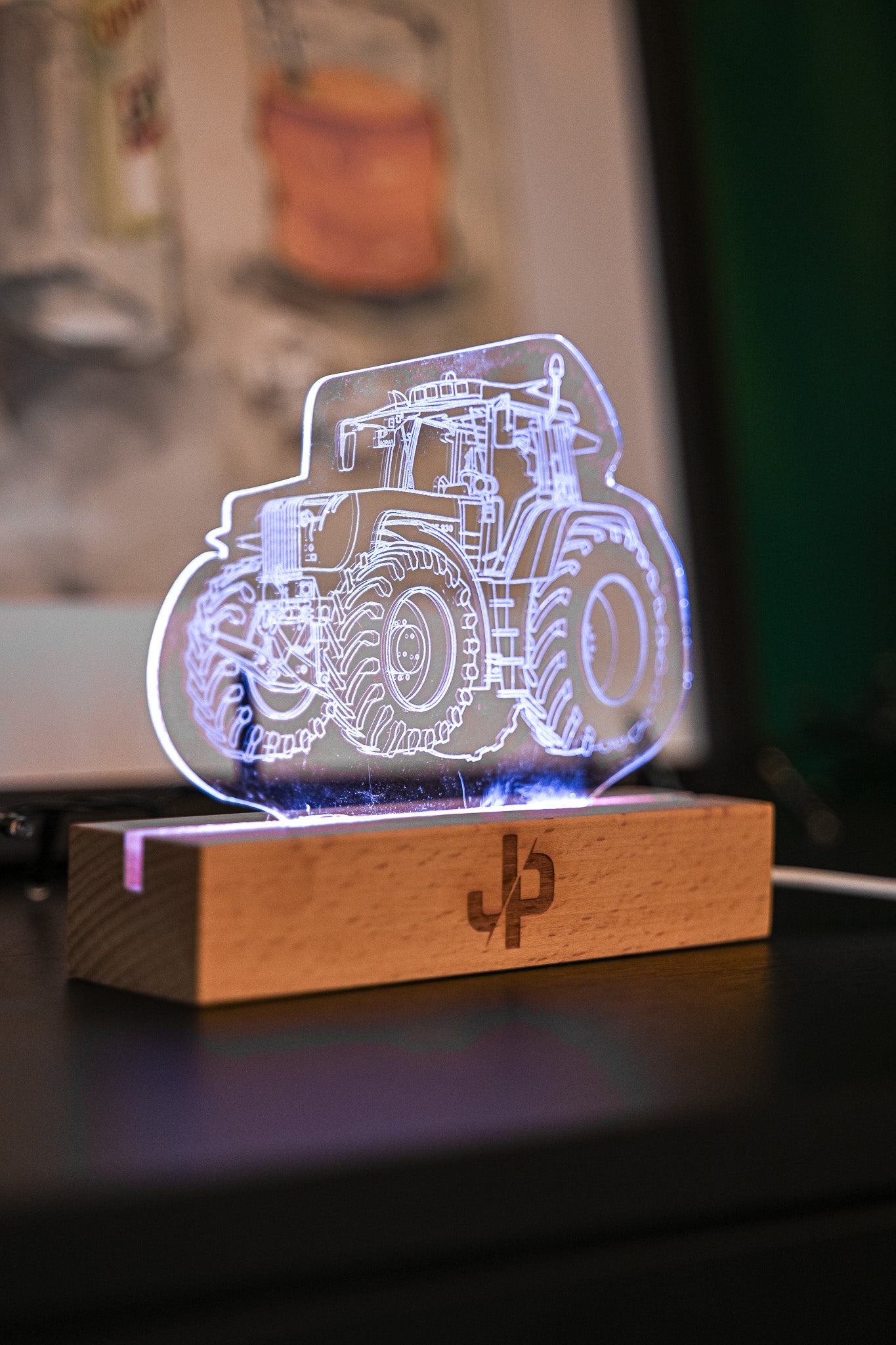 LED Lampe mit USB Anschluss und Lichterwechsel