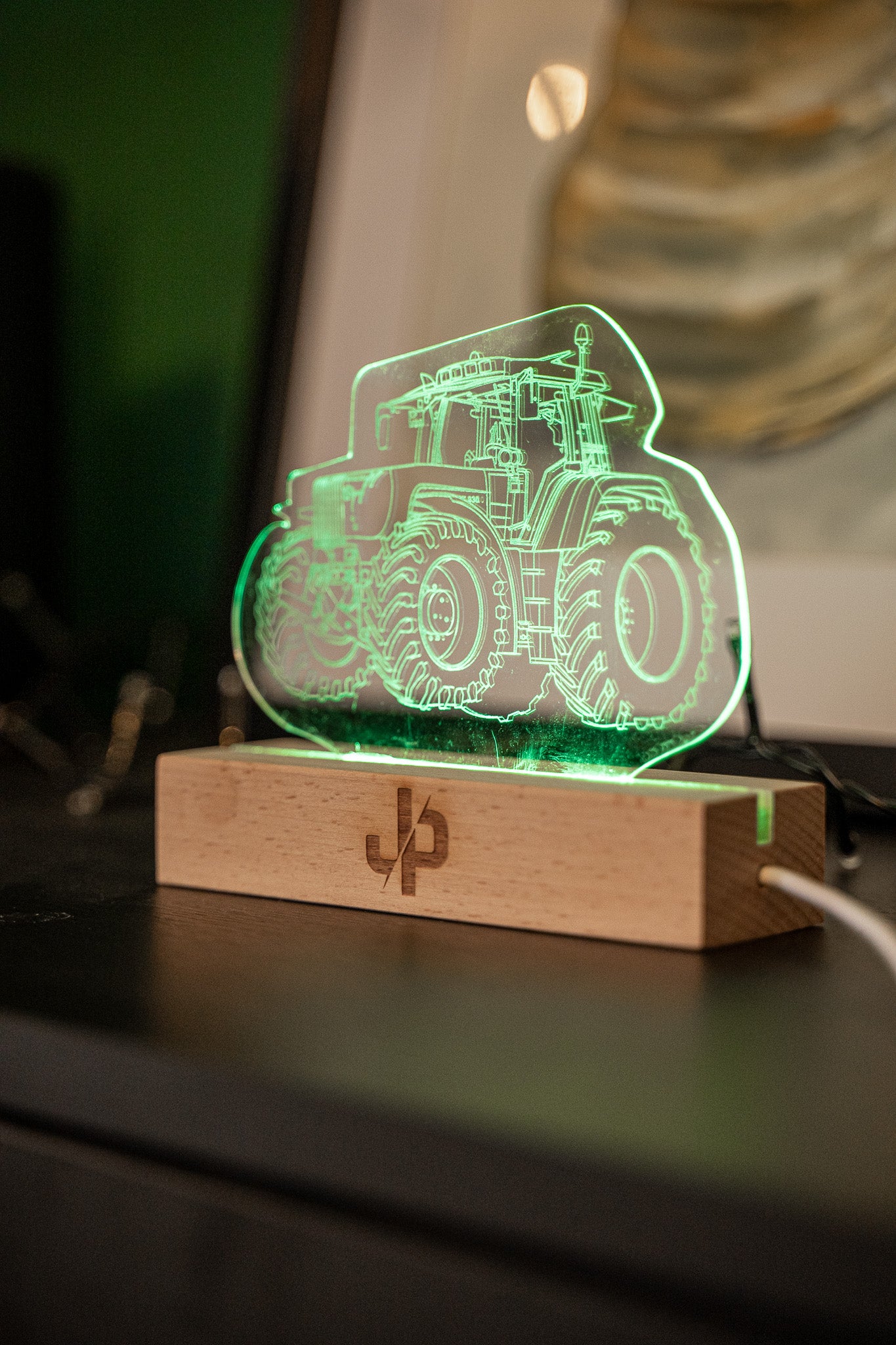 LED Lampe mit USB Anschluss und Lichterwechsel